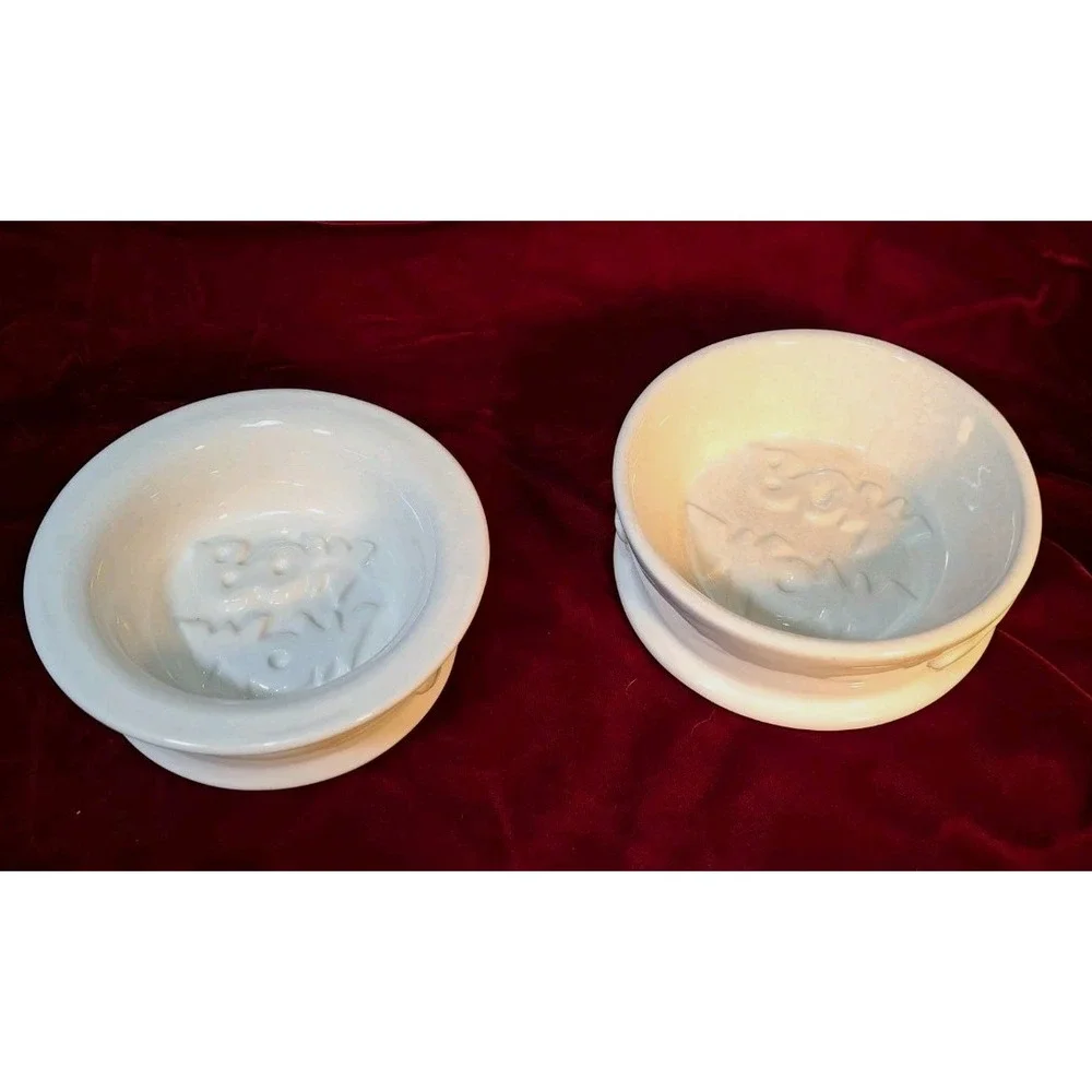 Debby Carman White Ceramic Pet Bowl Set Bow Wow Embossed Bone Design 2pc Signed
